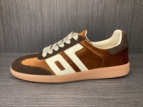 BACK70-44